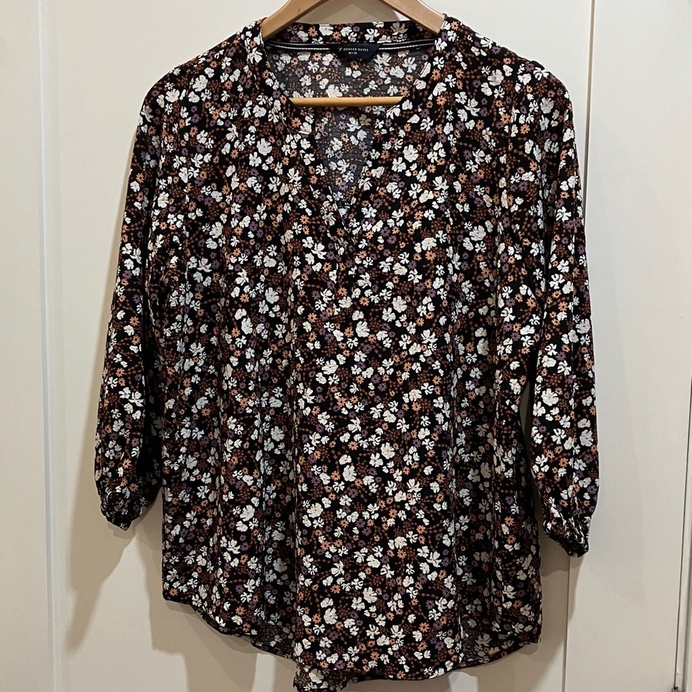 Denver Hayes medium Floral lightweight Blouse - Picture 13 of 15